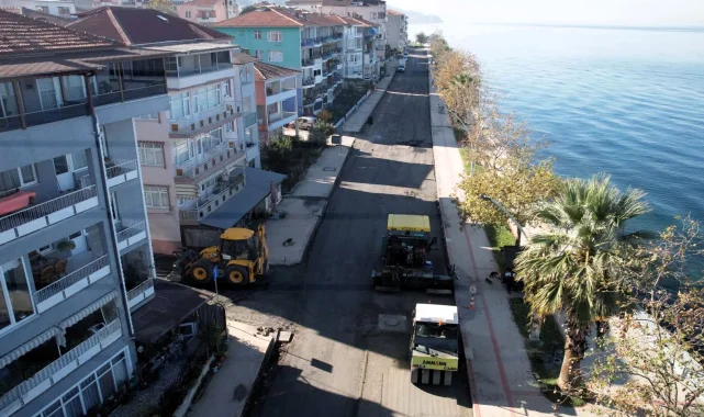 Gölcük Halıdere sahilinde üstyapı sil baştan