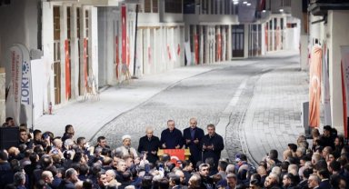 Hatay Kurtuluş Caddesi yeniden ışıklandırıldı