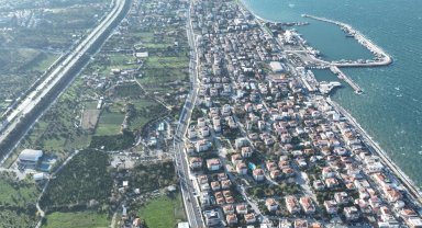 İzmir Güzelbahçe'de trafik rahatlıyor
