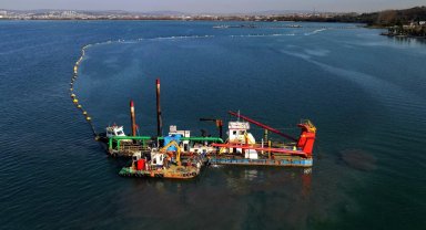 İzmit Körfezi temizlik projesi Türkiye'ye örnek oluyor... Körfez dip çamuru temizliği ile canlanıyor