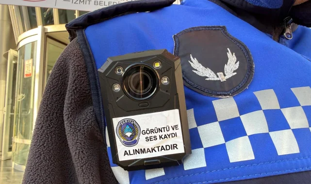 İzmit'te zabıta denetimleri artık yaka kamerasında!