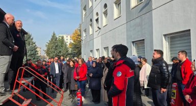 Kayseri Kocasinan'da personele acil durum tahliye ve yangın tatbikatı