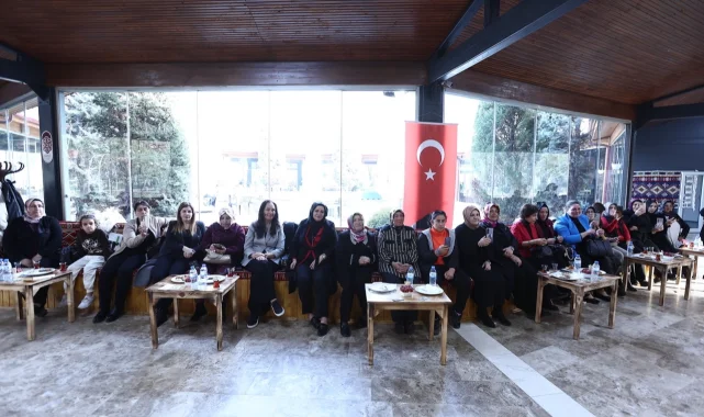 Kayserili kadın muhtarların 'büyük' buluşması