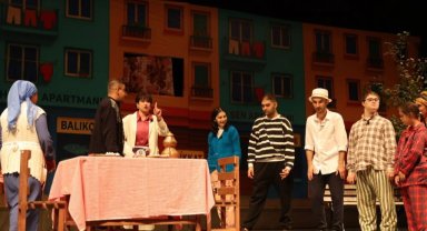 Kocaeli Çayırovalı özel bireyler büyük alkış aldı