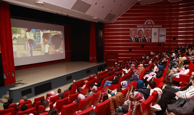 Kocaeli Gebze'de çocuklar sinema keyfi yaşadı
