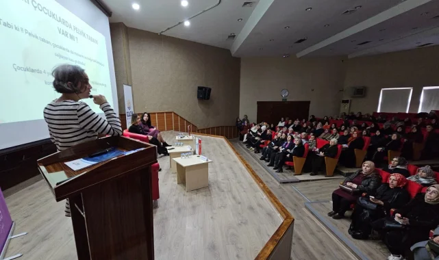 Kocaeli Gölcük Belediyesi'nden sağlık semineri
