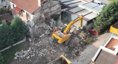 Kocaeli Gölcük riskli yapılardan arındırılıyor