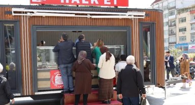 Kocaeli İzmit Halk Et Aracı bugün Kuruçeşme'de