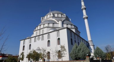 Kocaeli'de Abdülhamit Han Camii'nde estetik dokunuş