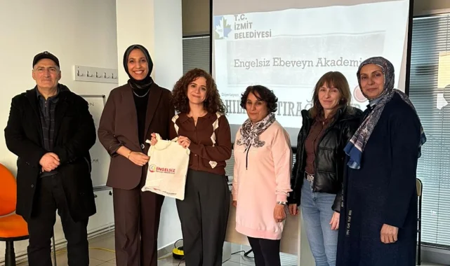 Kocaeli'de Engelsiz Ebeveyn Akademisi'nde sağlıklı beslenme konuşuldu