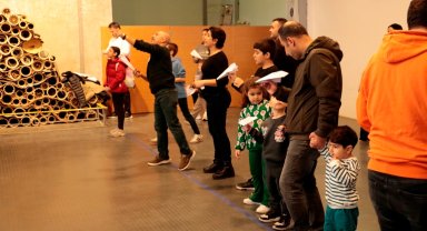 Kocaeli'de kâğıt uçaklar geleceğin hayallerine havalandı