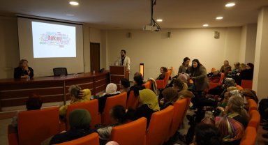 Kocaeli'de "Sağlıklı Yaş Alma Semineri" düzenlendi
