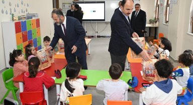 Konya'da Başkan Altay, çocukların 'Şivlilik' coşkusuna eşlik etti