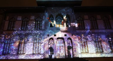 Konya'da tarihi binada video mapping gösterisi