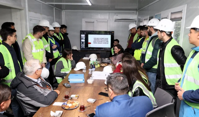 KOÜ'lü öğrenciler Büyükşehir'in projesini inceledi