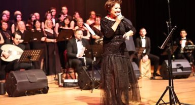 Kütahya'da Burdur TSM Korosu'ndan unutulmaz konser
