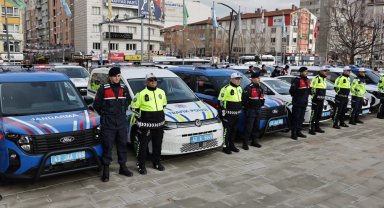 Kütahya'da Emniyet ve Jandarma filosuna 78 yeni araç
