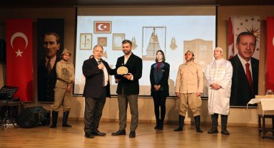 Mehmet Akif Kayseri Talas'ta anıldı