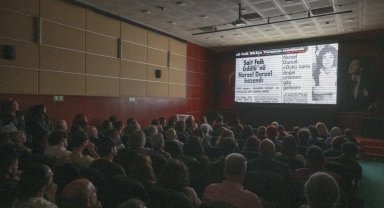 Mersin'de "Biz Radyoyu Çok Sevdik" belgeseli büyük ilgi gördü