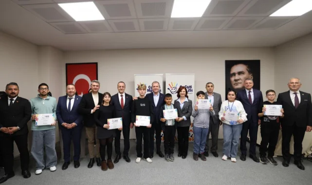 Mersin'de Çocuk Meclisi'nin son toplantısı yapıldı
