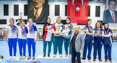 Muğla Büyükşehir okçuları Türkiye ikincisi oldu