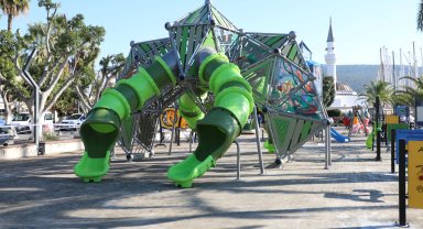 Muğla'da çocuklara modern ve güvenli oyun alanı