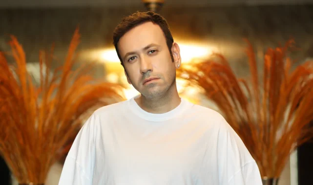 Murat Dalkılıç'tan yılın sürprizi! Sahne ve medya Özgür Aras'a emanet