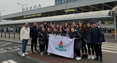 Nevşehir Belediyesi SK Kadın Sutopu Takımı Çekya'da