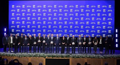 Platin Global 100 Ödülleri sahiplerini buldu