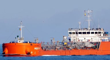 Rusya'dan Gürcistan'a seyreden MIDVOLGA-2 tankeri saldırıya uğradı