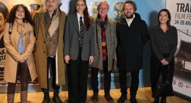 Trabzon'da 'Bak Postacı Geliyor' filmine yoğun ilgi