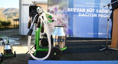 Trabzon'da çiftçilere süt sağım makinesi desteği