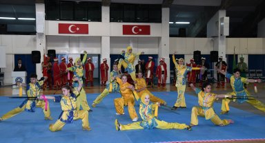 Trabzon'da şampiyonların gösterisi nefes kesti