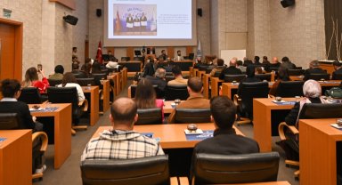 Üniversite öğrencileri Selçuklu meclisinde