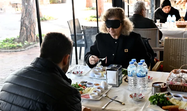Antalya Muratpaşa'dan 'Beyaz Baston' farkındalığı