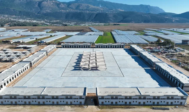 Antalya'da Kınık Toptancı Hal Kompleksi ticaretin kalbi olacak