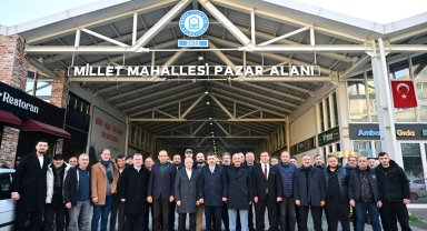Bursa Yıldırım'da Başkan Yılmaz pazar esnafıyla buluştu