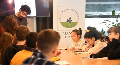 Bursa'da çocuklar Osmangazi'de sanat dolu günler yaşıyor