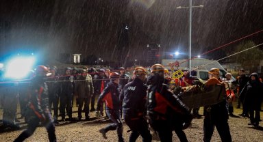 Bursa'da Gemlik merkezli deprem tatbikatı gerçeğini aratmadı