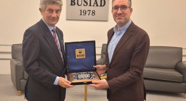 BUSİAD'da 'Felsefe Söyleşileri' sürüyor... Yapay zeka üretken değil türetkendir