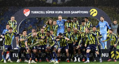 Cumhurbaşkanı Erdoğan'dan Süper Kupa'yı kazanan Fenerbahçe'ye tebrik
