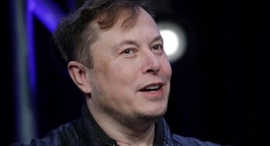 Elon Musk'tan Venezuela operasyonuna internet desteği
