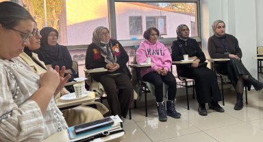 Engelsiz Ebeveyn Akademisi'nde dijital dünyada güvenli rehberlik