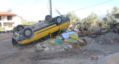 Hortum Antalya'yı fena vurdu
