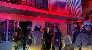 İzmir Buca'da ev yangını: 1 ölü!
