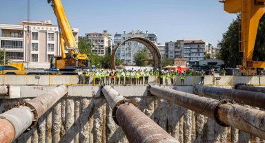 İzmir'de Buca Metrosu'nda istikamet 'Fuar İzmir'