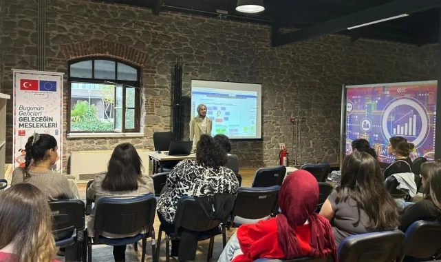 İzmir'in Meslek Fabrikası 10 yıldır iş, aş, umut üretiyor