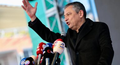 Manisa'da Özgür Özel'den toplu açılışlar