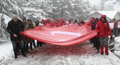 Metristepe'de kar altında tarihe yürüyüş