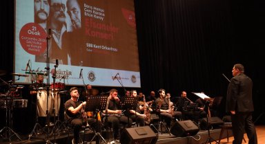 Müzikseverler Sakarya'da 'Efsaneler Konseri'nde buluştu